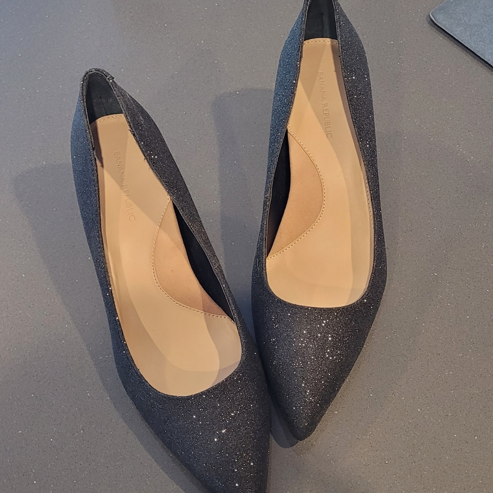 Banana Republic Pumps